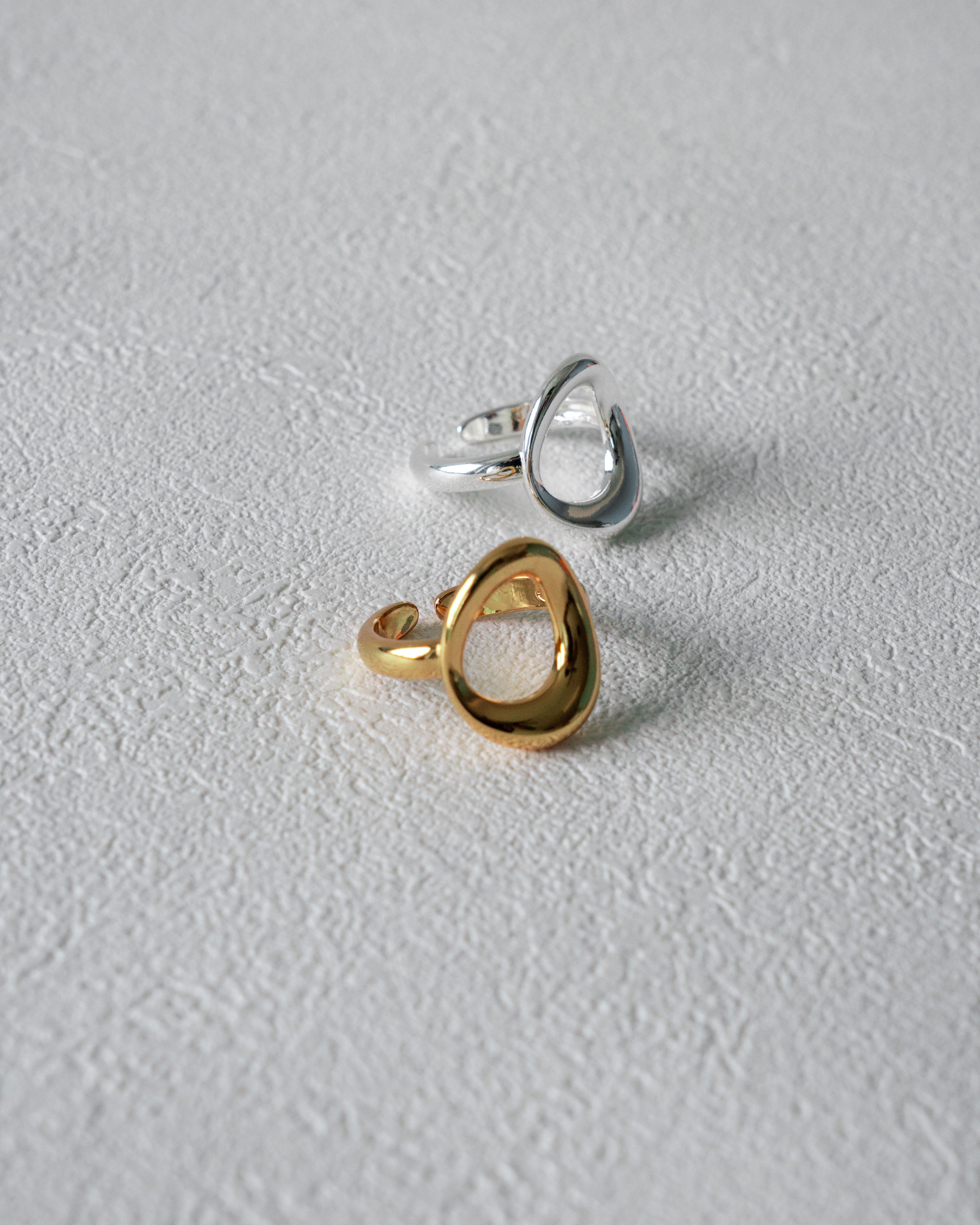 Rustic Oval Band