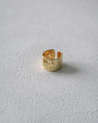 Flutter Bold Ring