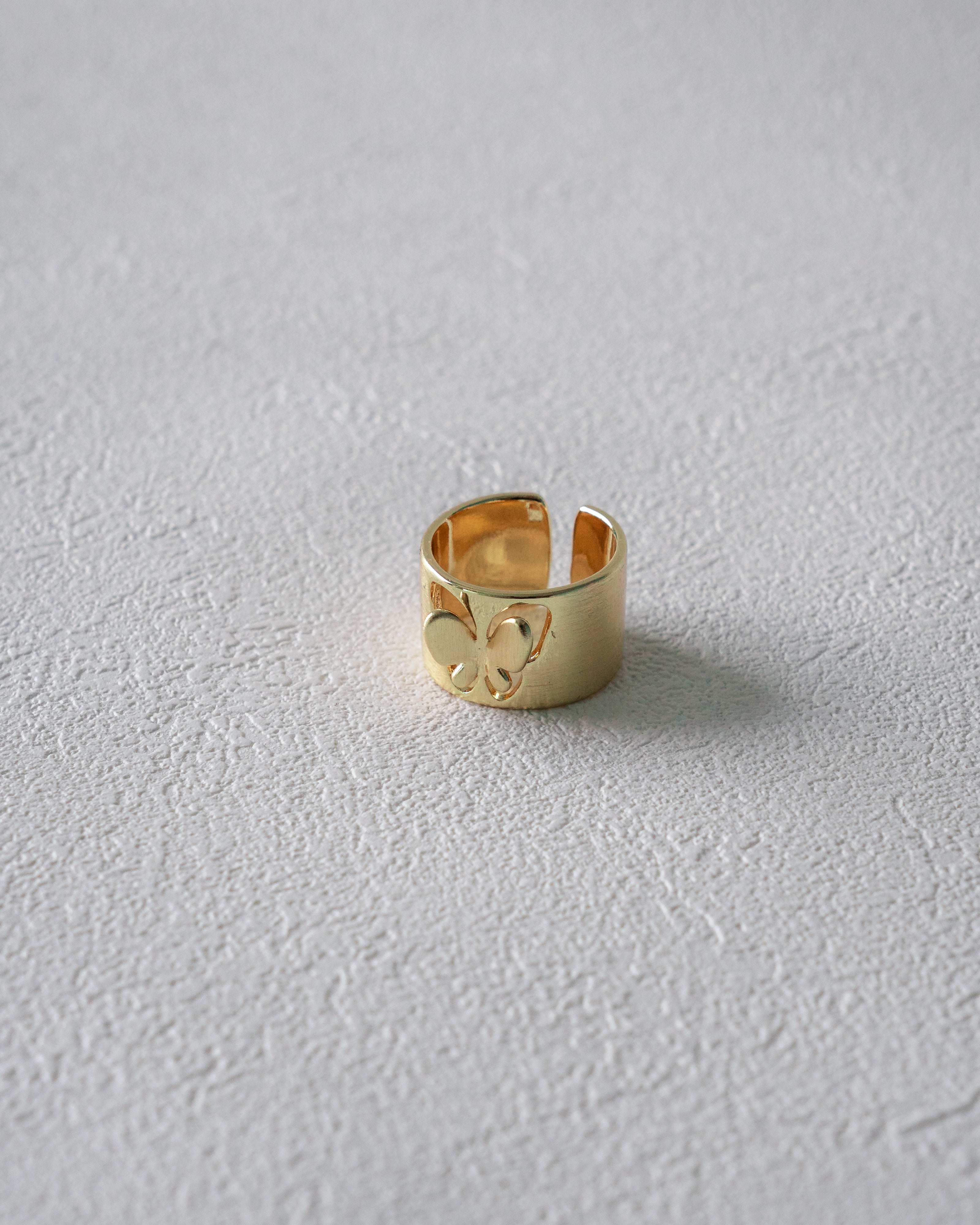 Flutter Bold Ring