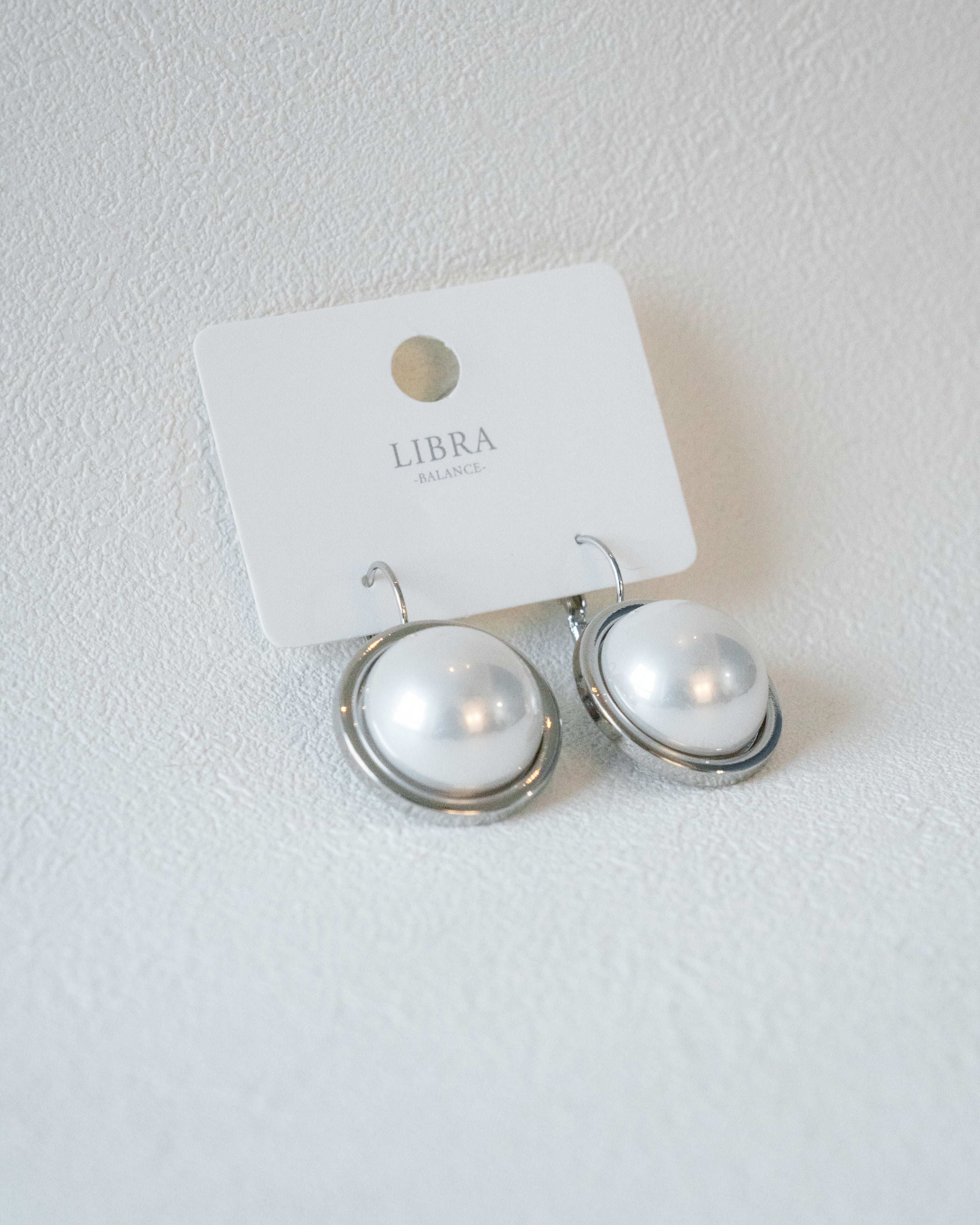 Contemporary Pearl Statement Hoops