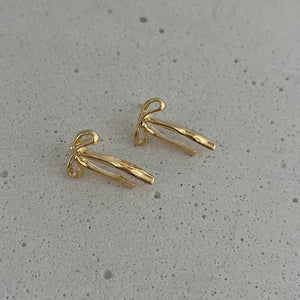 Linear Ribbon Studs