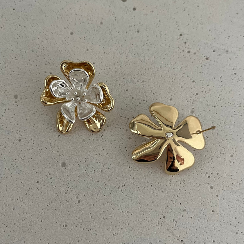 Floral Burst Stud