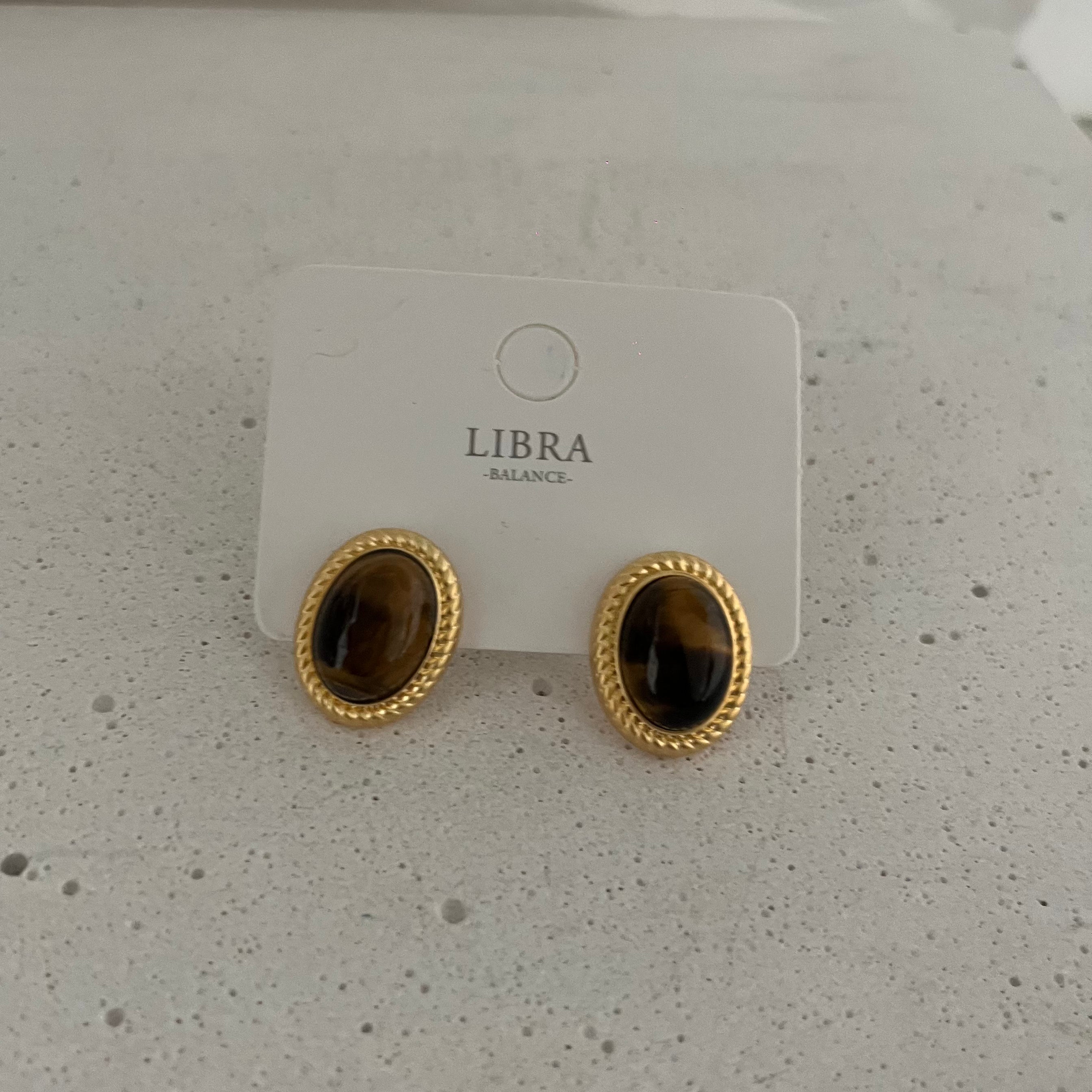 Tigris Oval Studs