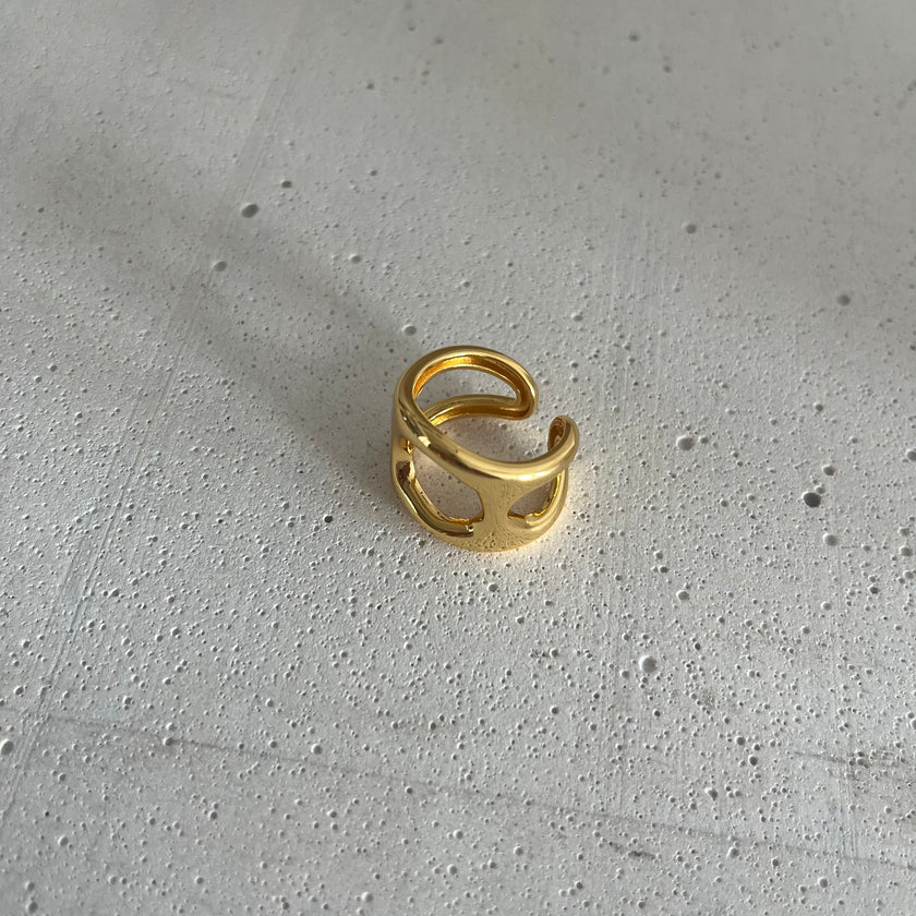 Triform Ring