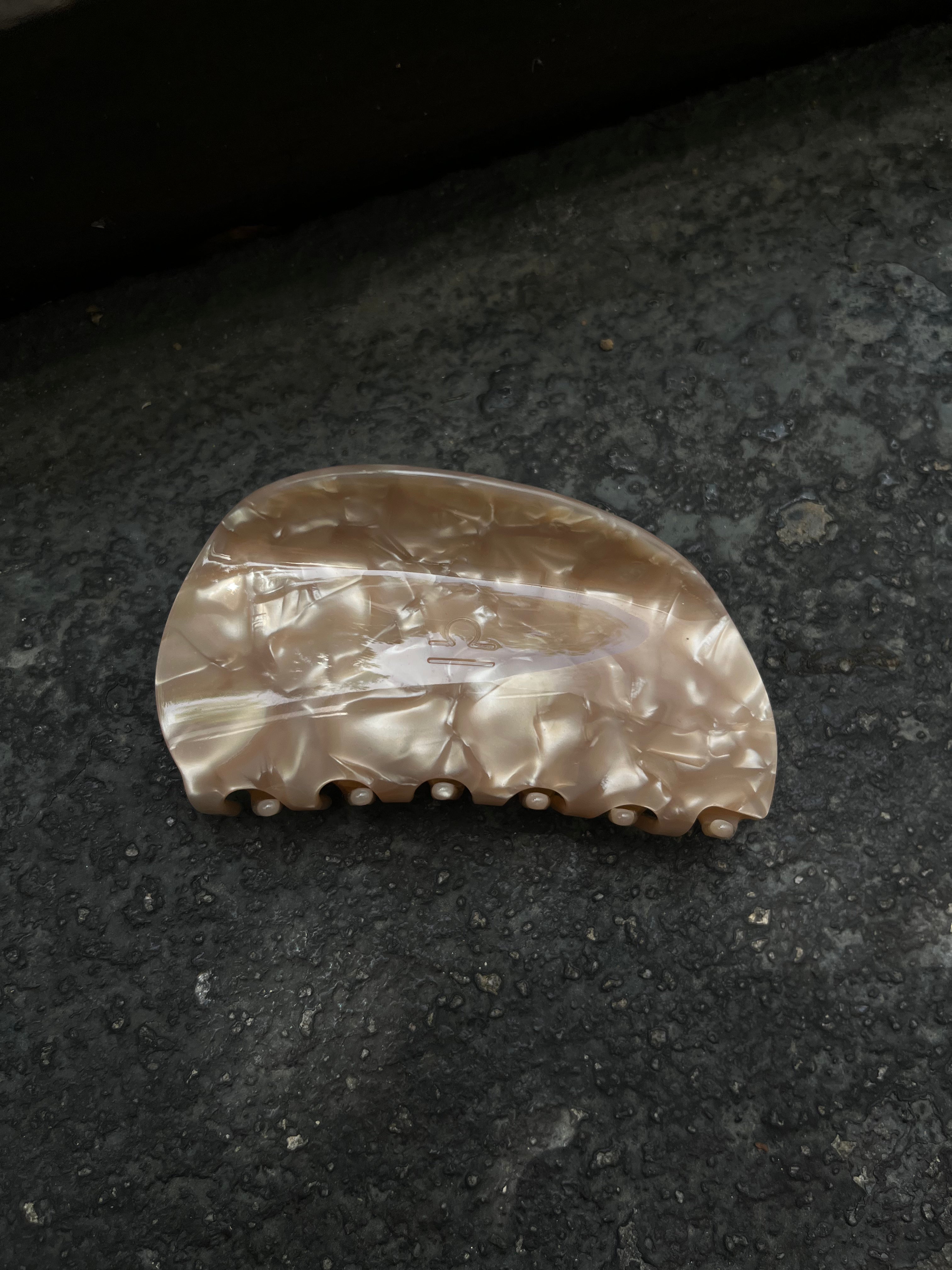 Sculpt Maxi Acetate Hair Claw – 11cm