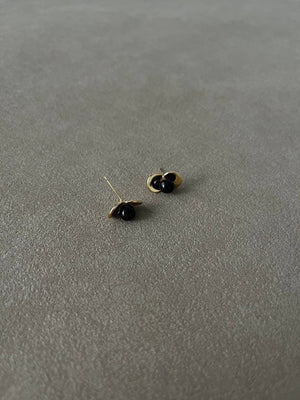 Noir Bloom Stud