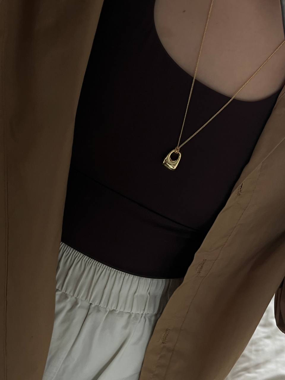 Sculpted Loop Pendant Necklace